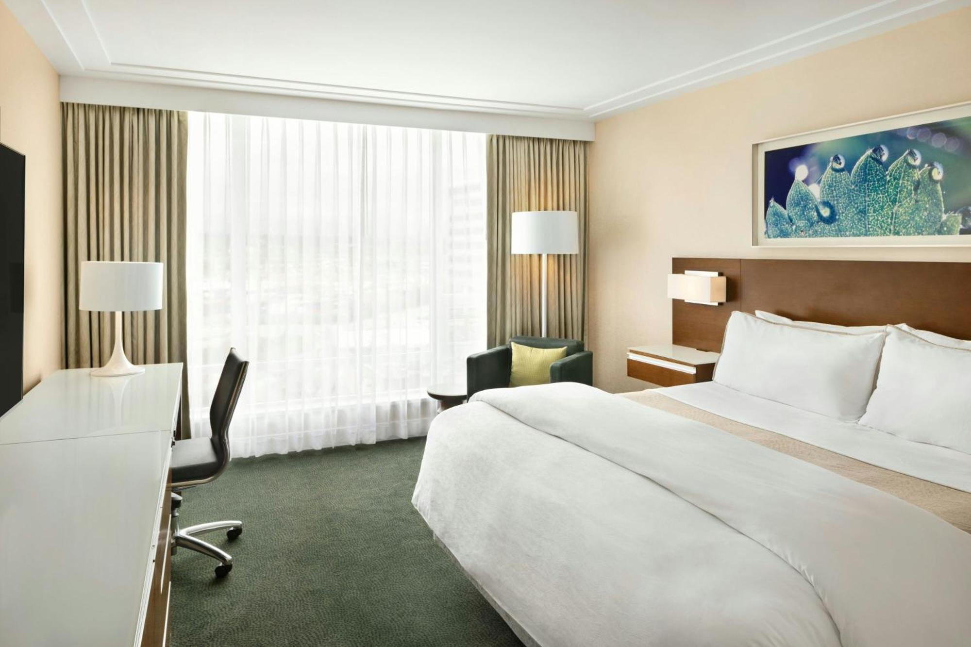 The Westin Wall Centre, Vancouver Airport Ричмонд Экстерьер фото