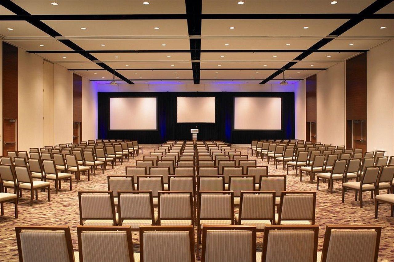The Westin Wall Centre, Vancouver Airport Ричмонд Экстерьер фото